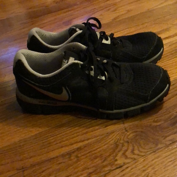 Nike Other - Nike dual fusion